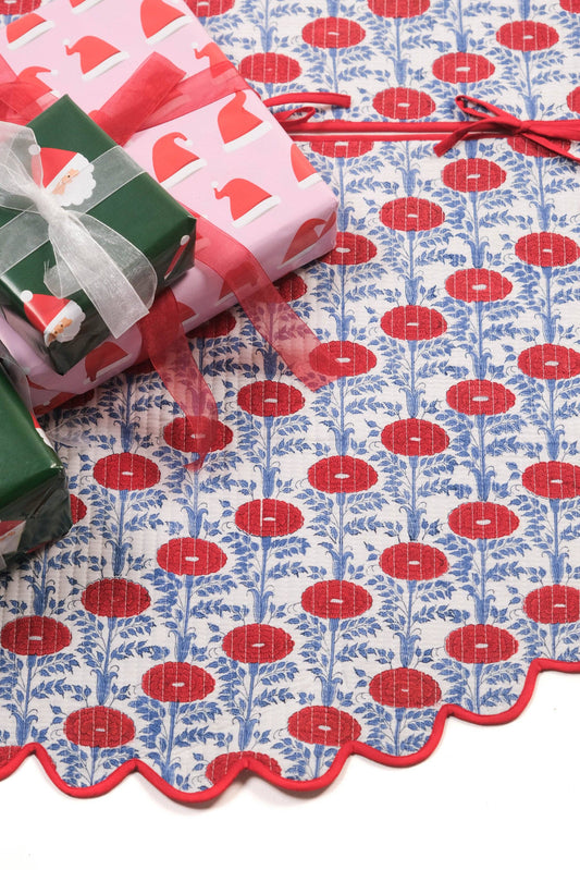 Scalloped Blockprint Quilted Tree Skirt in Araminta Red