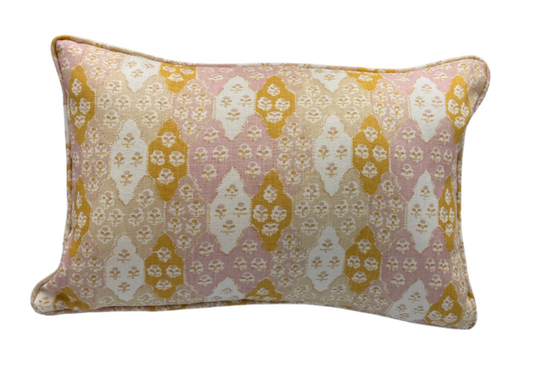 Alice Sergeant Ottoman Quilt in Petal Pillow