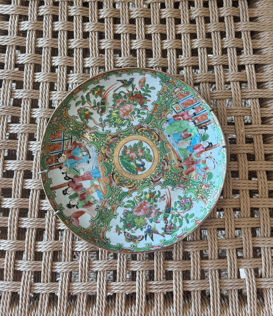 Rose Medallion Dinner Plate
