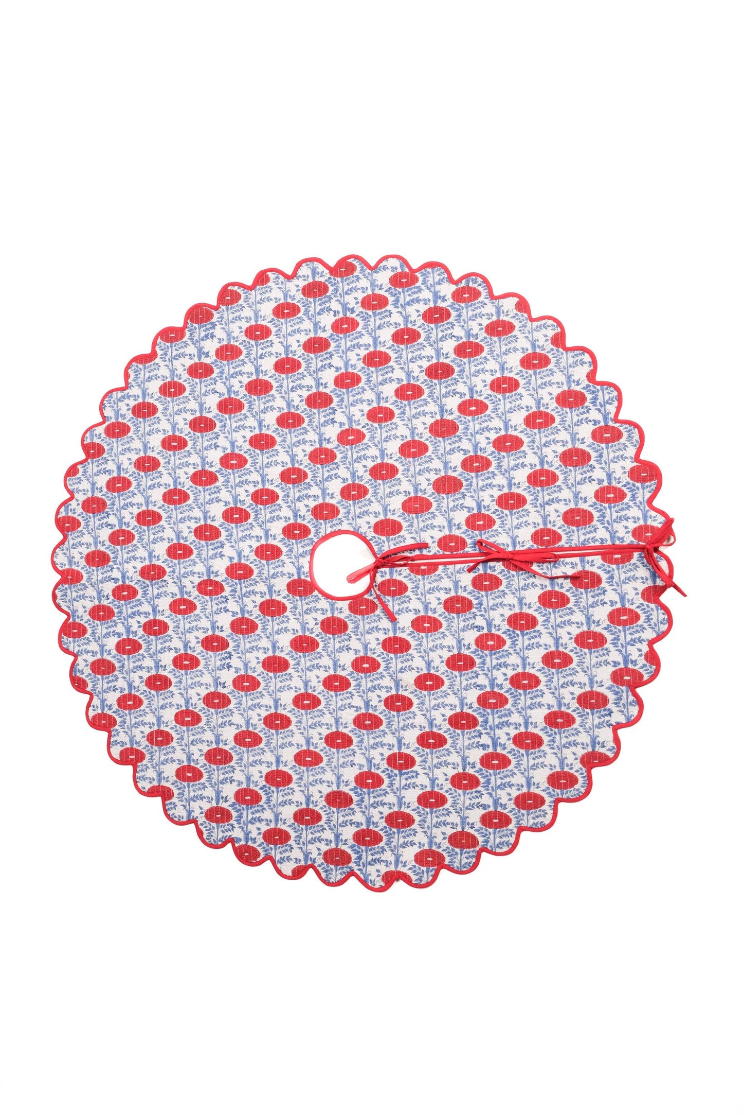 Scalloped Blockprint Quilted Tree Skirt in Araminta Red