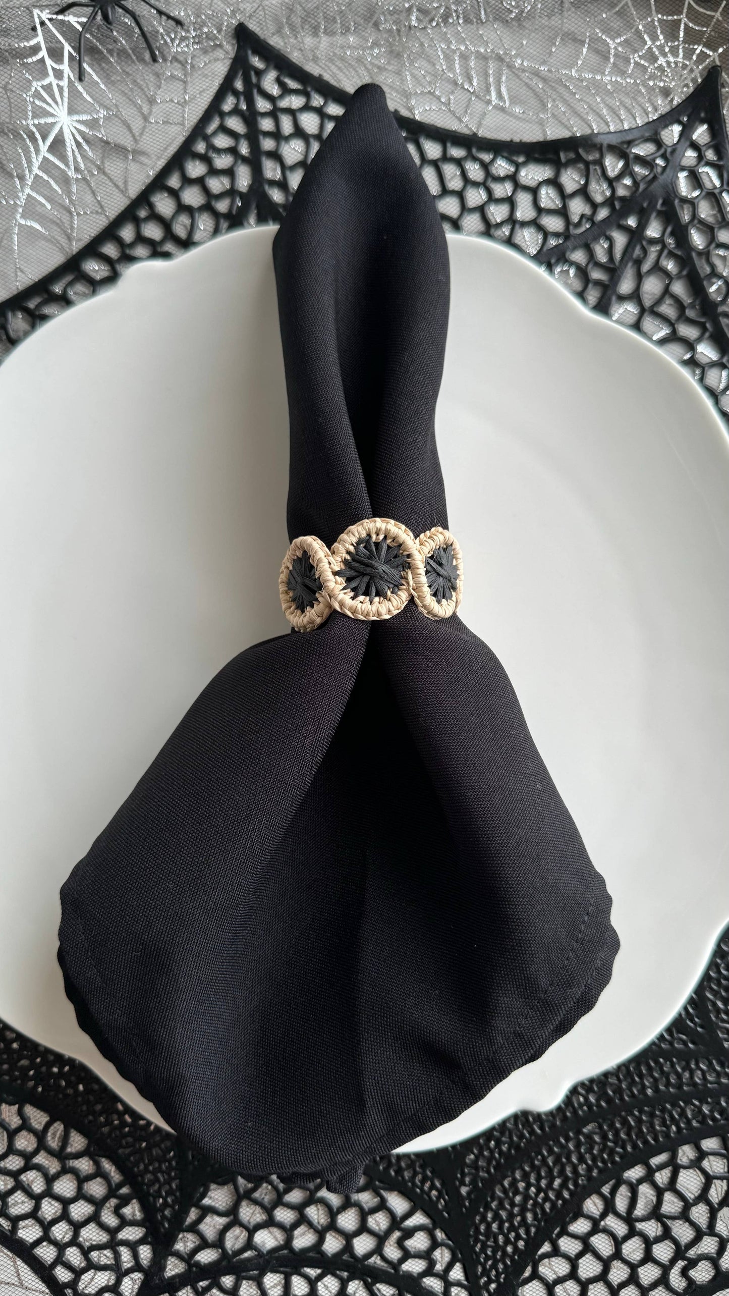 Kani Swirl Napkin Ring: Natural