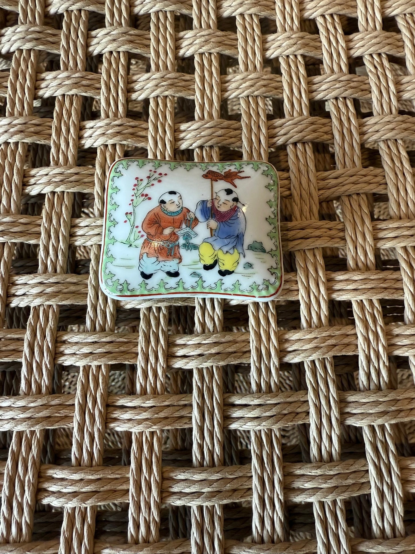 Small Chinoiserie Trinket Box