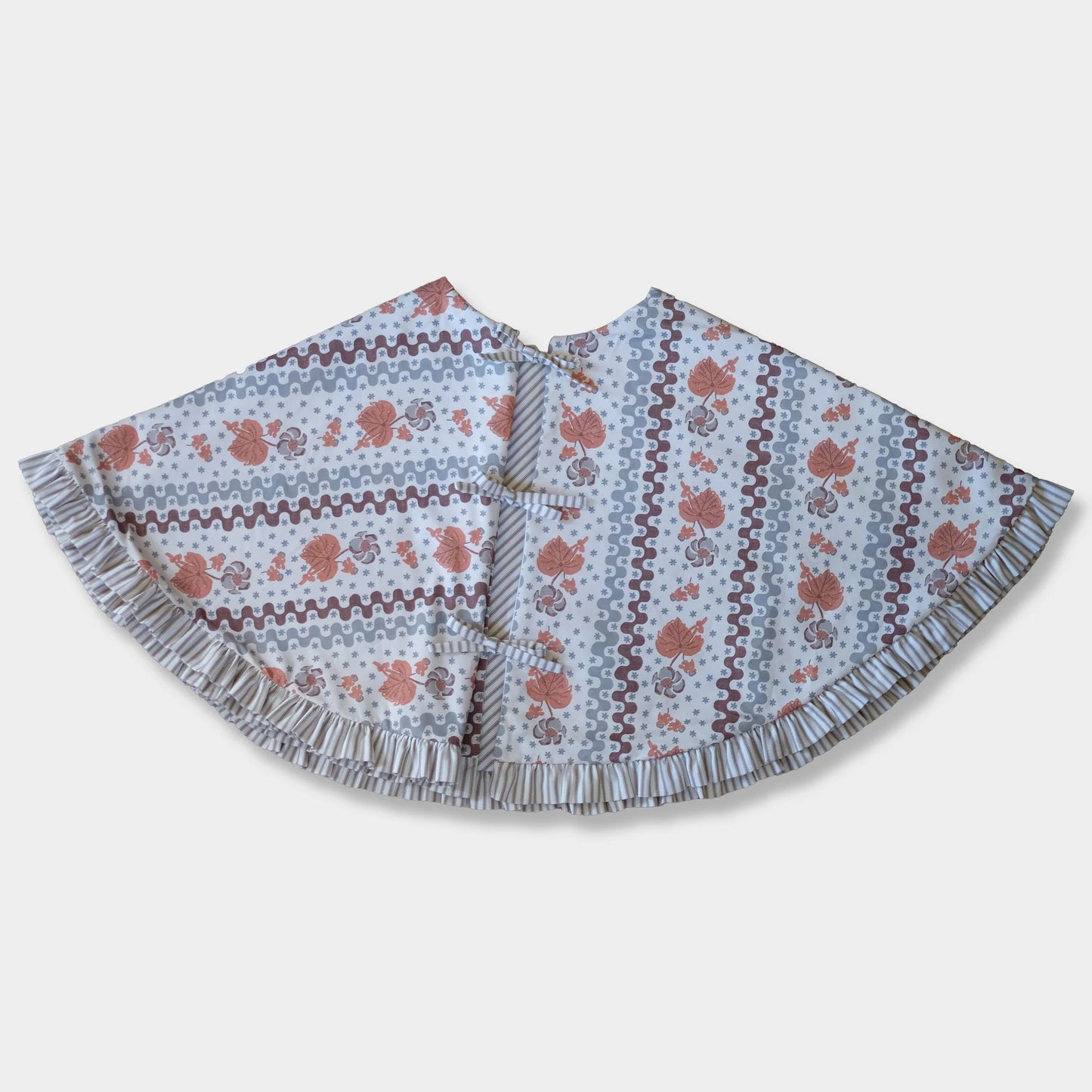 Lulie Wallace Tree Skirt in Beth in Chestnut