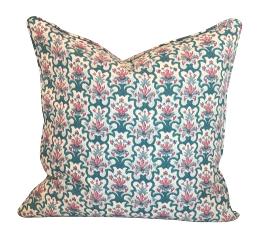 Alice Sergeant Floriane in Flora Pillow
